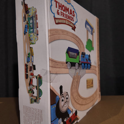 Thomas Wooden Railway - Figure of 8 Starter Pack