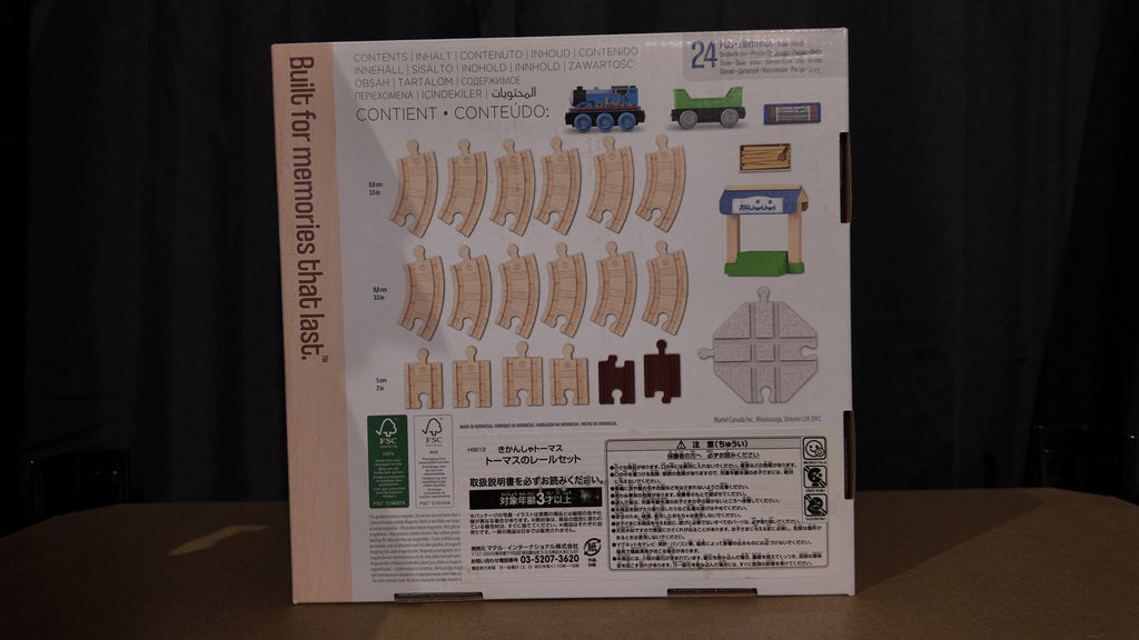Thomas Wooden Railway - Figure of 8 Starter Pack